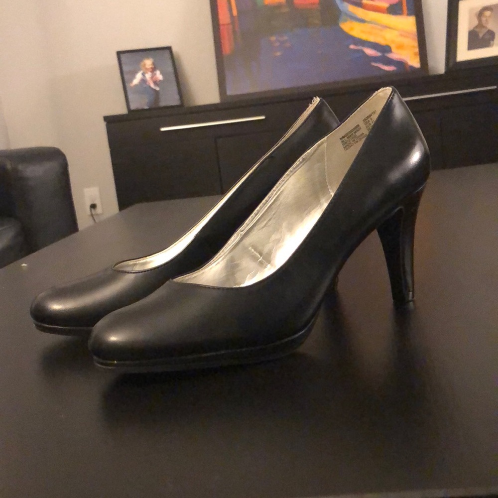 Black heels